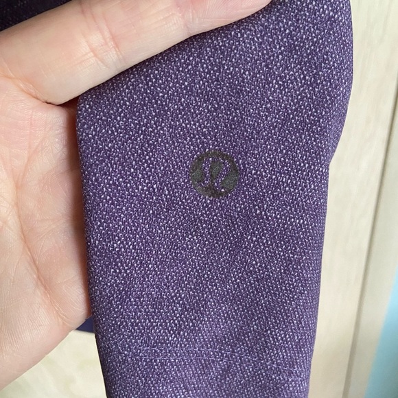 Lululemon T.H.E. Linerless Shorts 9in Inseam Purple Sz Large - Picture 9 of 12